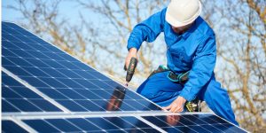 Installation Maintenance Panneaux Solaires Photovoltaïques à Gressy
